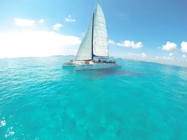 Isla Mujeres en Catamarán